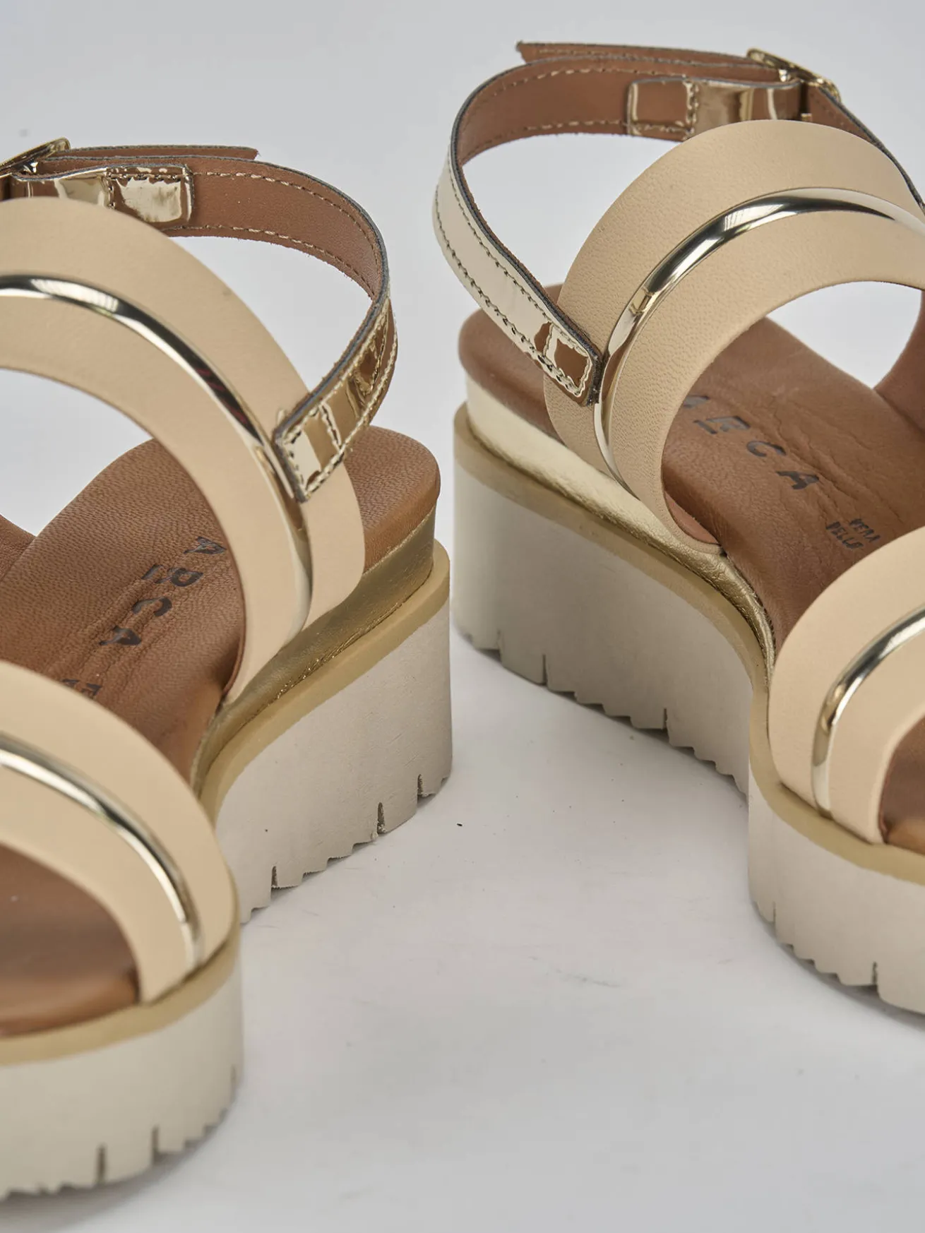 Sandali tacco 3cm pelle beige