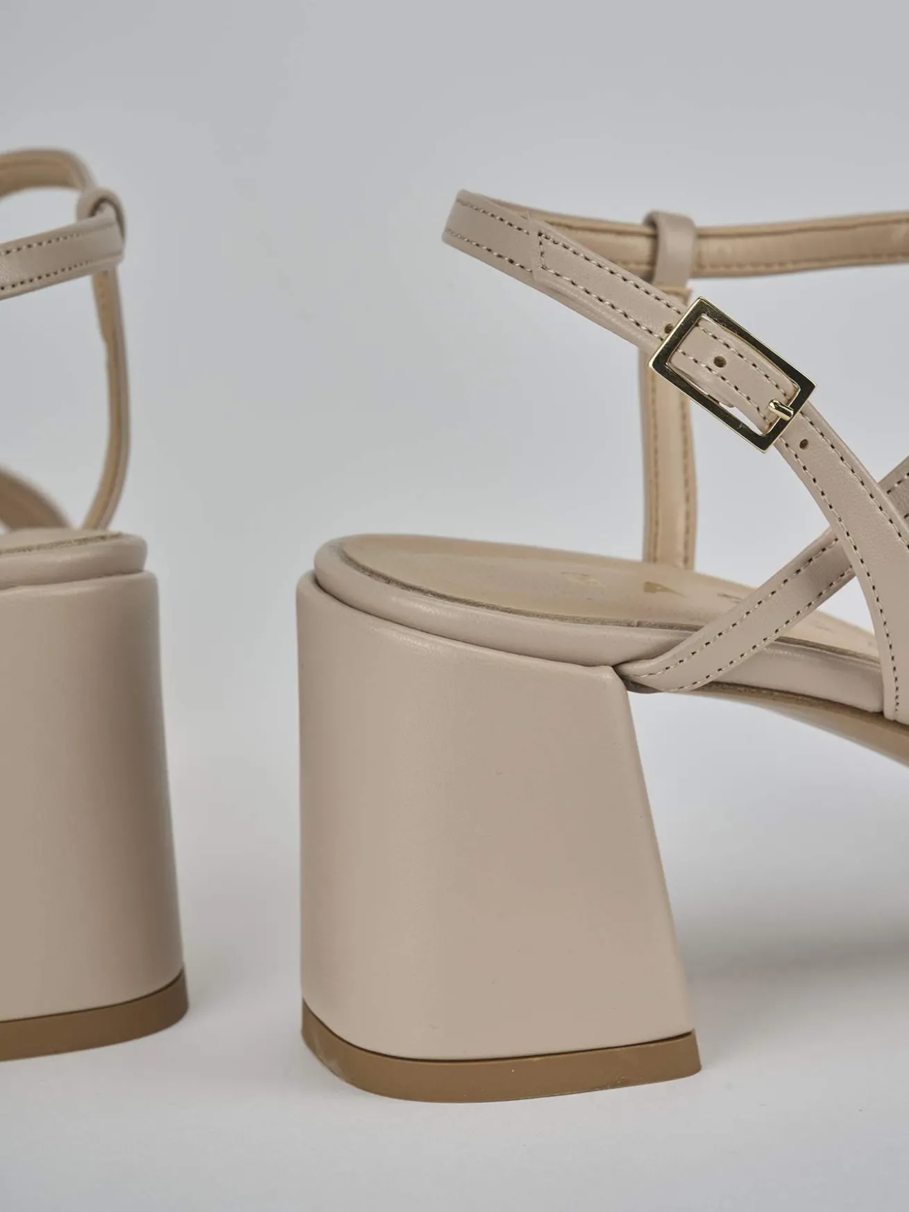 Sandali tacco 9cm pelle beige