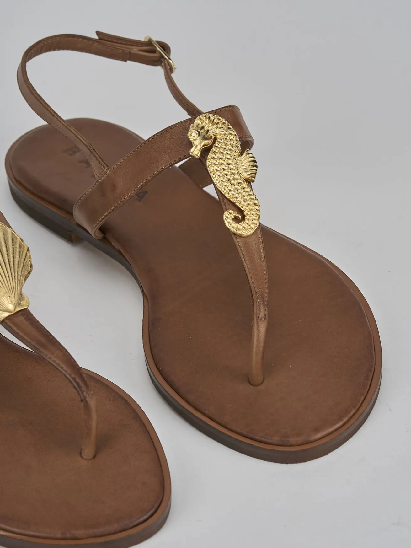 Sandali tacco 1cm pelle marrone