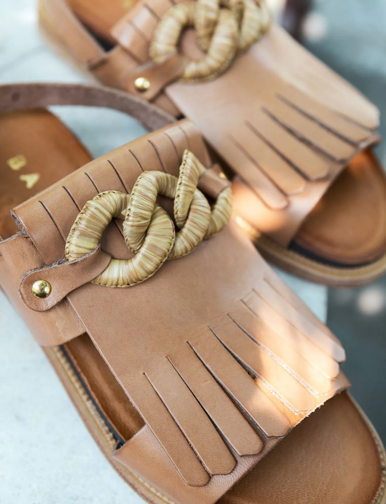 Sandali tacco 2cm pelle marrone