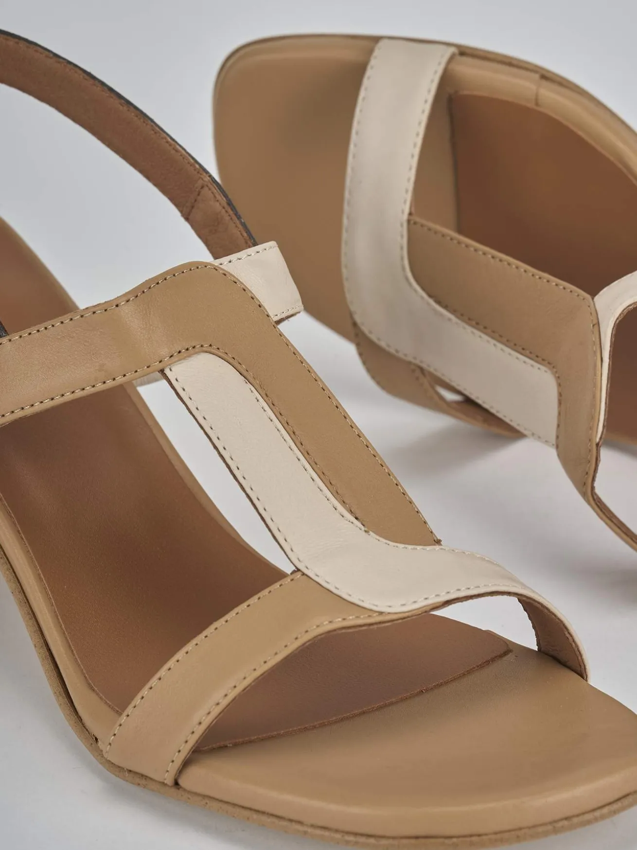 Sandali tacco 5cm pelle marrone