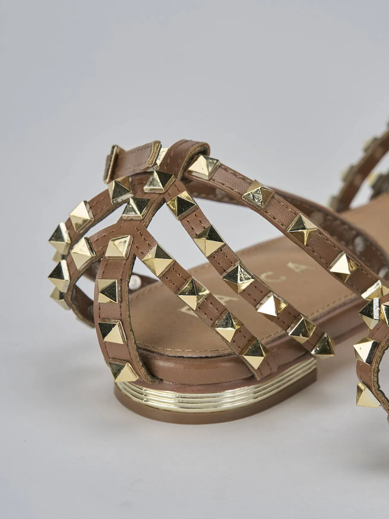 Sandali tacco 1cm pelle marrone