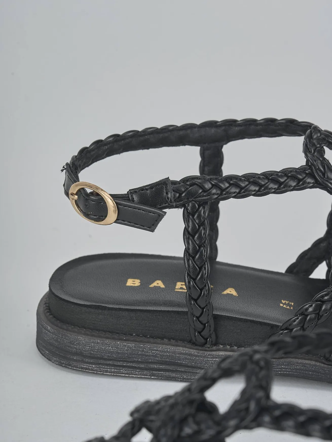 Sandali tacco 2cm pelle nero