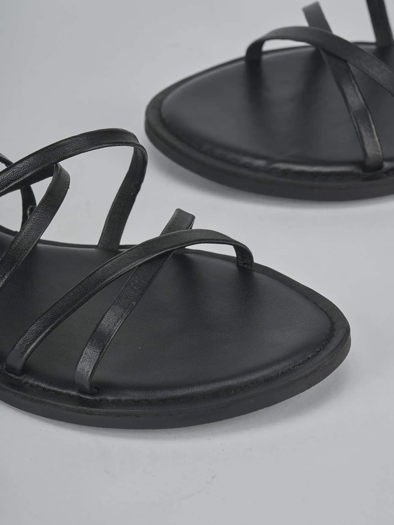 Sandali tacco 1cm pelle nero