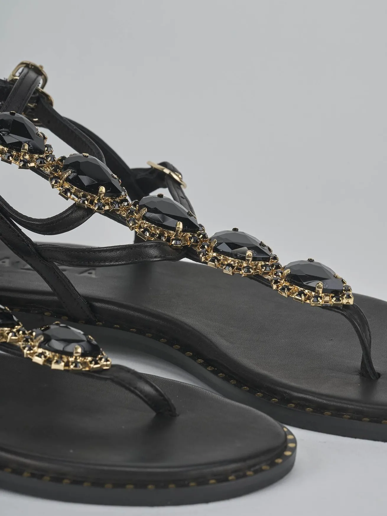 Sandali tacco 1cm pelle nero