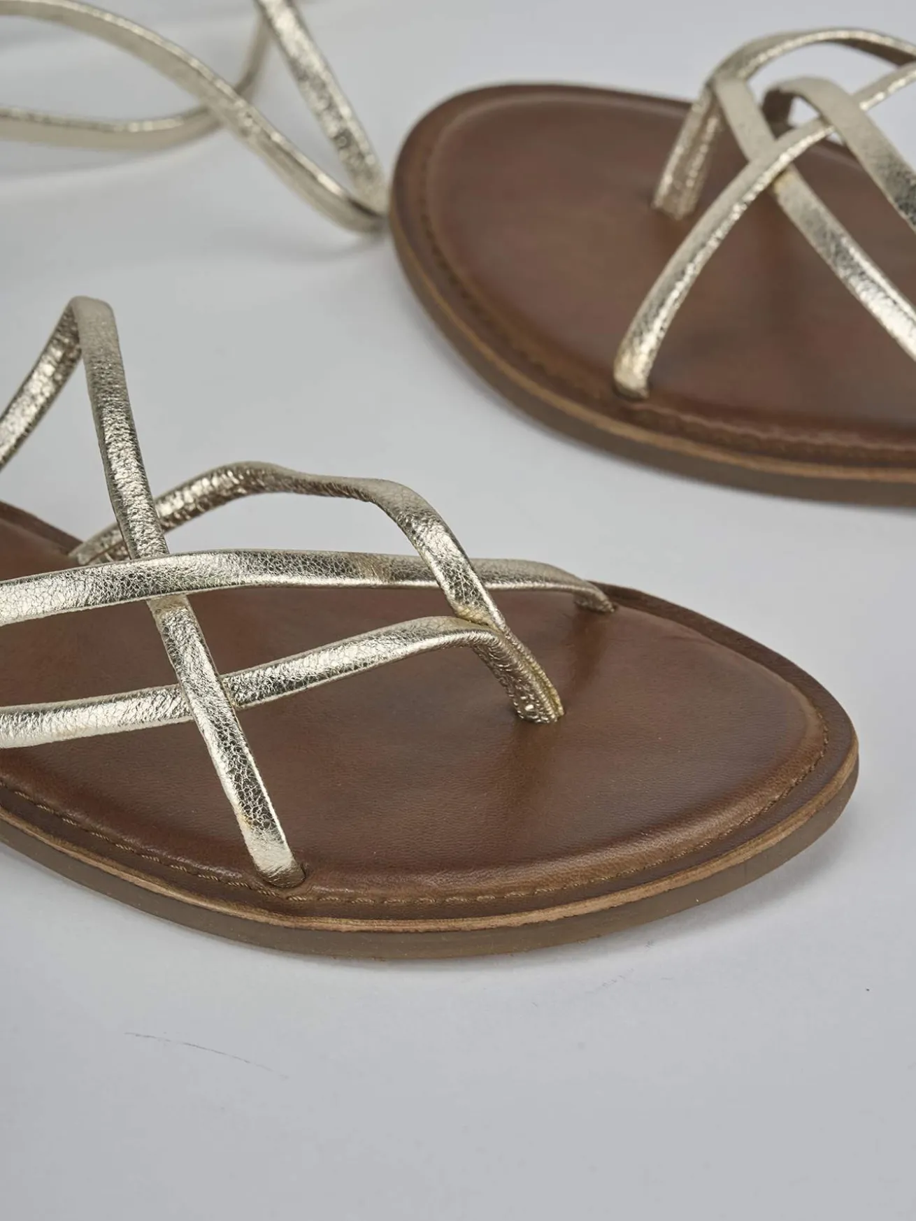 Sandali tacco 1cm pelle oro