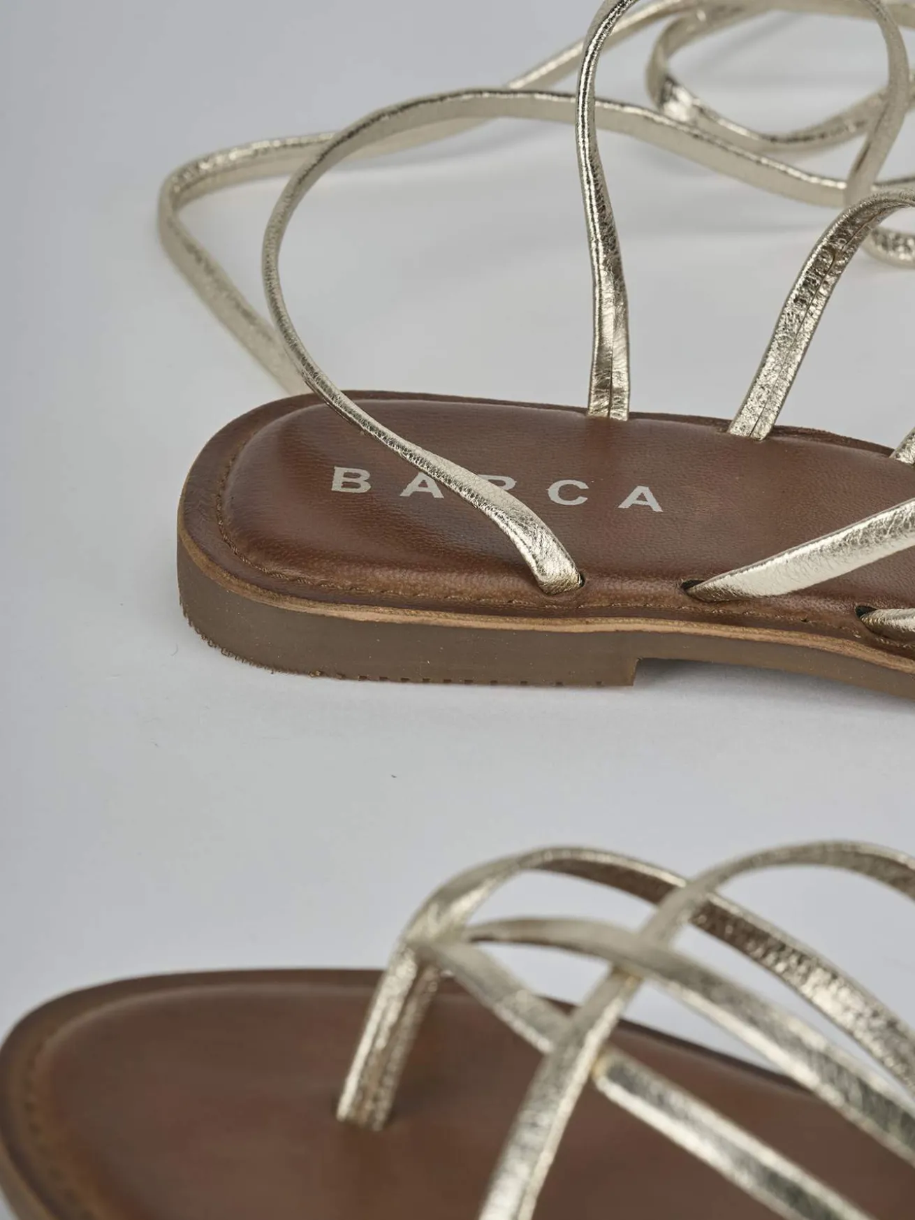 Sandali tacco 1cm pelle oro