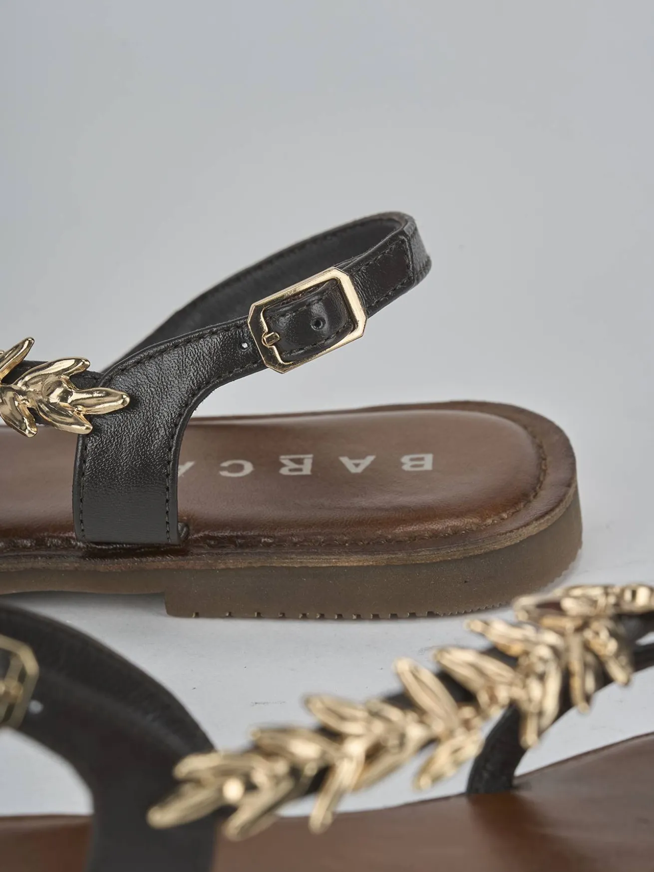 Sandali tacco 1cm pelle testa