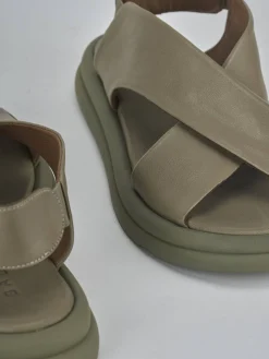 Sandali tacco 3cm pelle verde