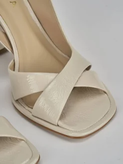 Sandali tacco 9cm vernice beige