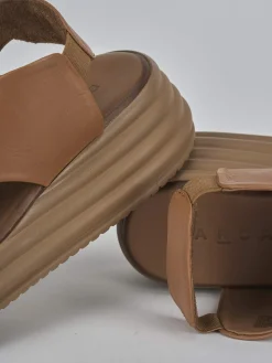 Sandali zeppa tacco 6cm pelle marrone