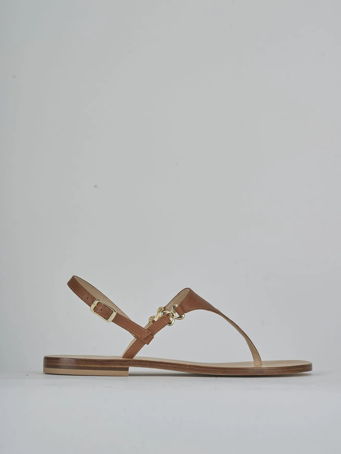 Sandalo infradito tacco 1 cm marrone pelle