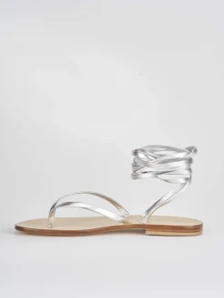 Sandalo infradito tacco 1 cm argento pelle