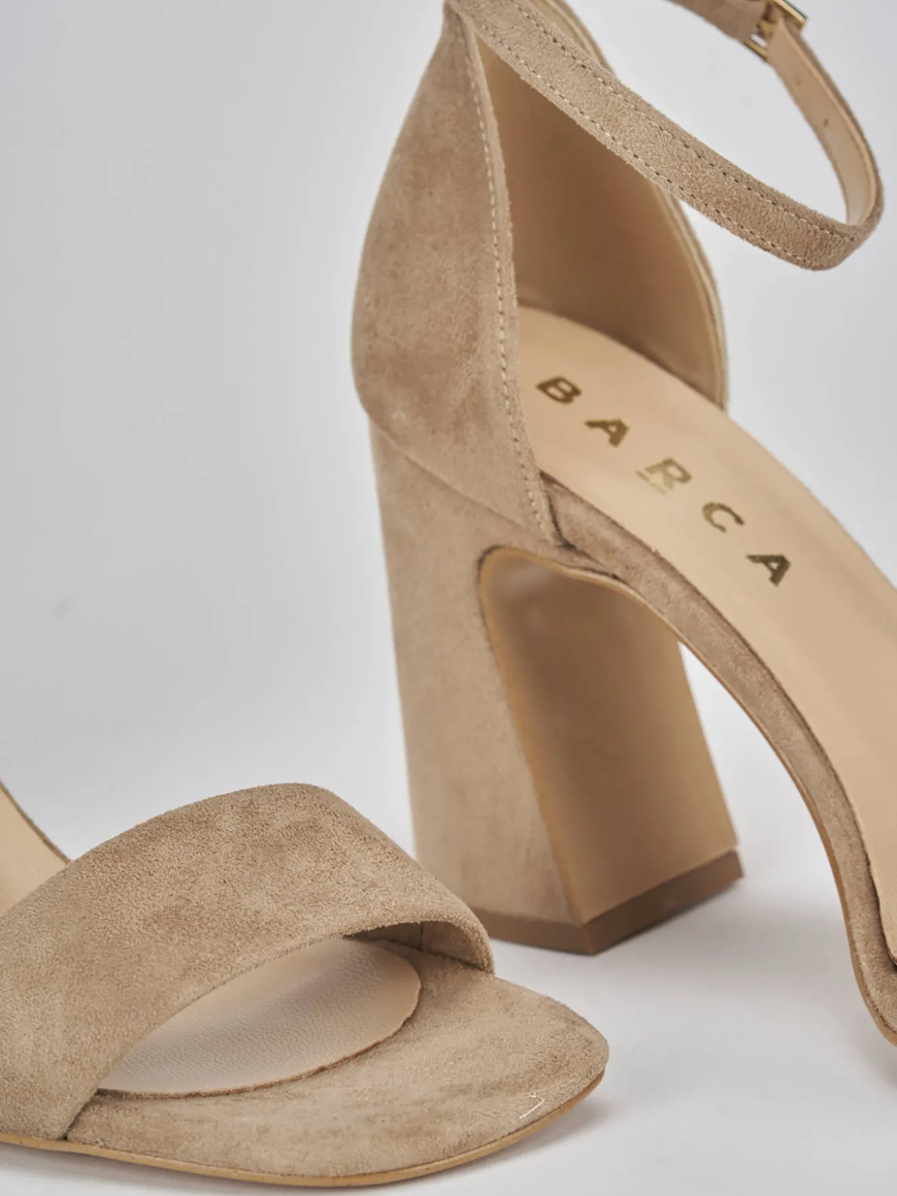 Sandalo tacco 9 cm beige camoscio