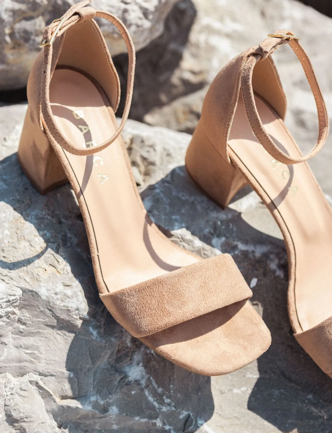 Sandalo tacco 6 cm beige camoscio