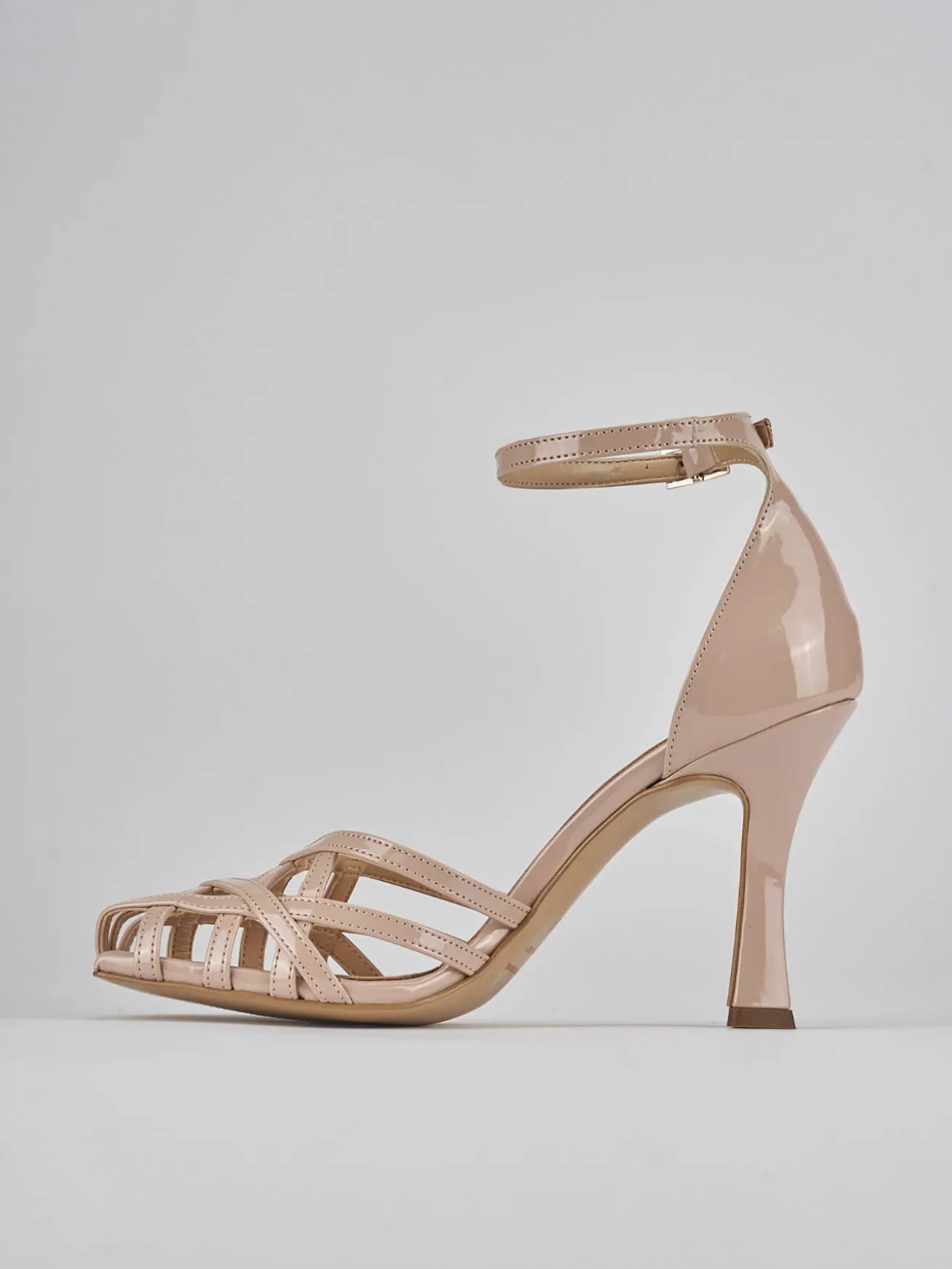 Sandalo tacco 9 cm beige vernice