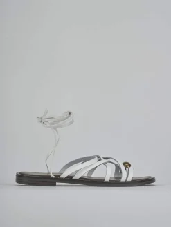 Sandalo tacco 1 cm bianco pelle