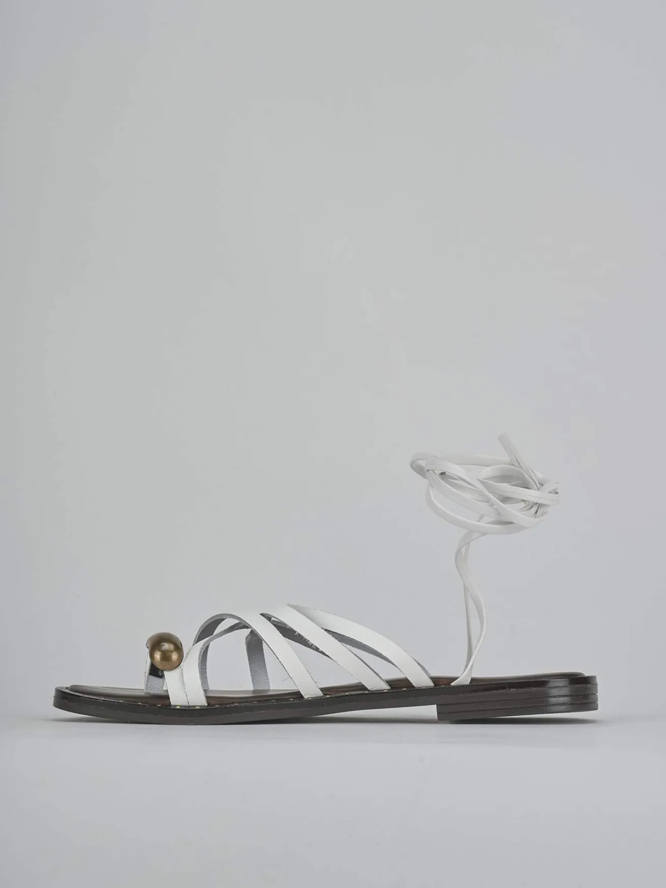 Sandalo tacco 1 cm bianco pelle