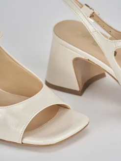 Sandalo tacco 6 cm bianco vernice