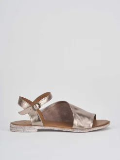 Sandalo tacco 1 cm bronzo pelle