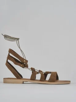 Sandalo tacco 1 cm marrone camoscio