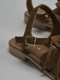 Sandalo tacco 1 cm marrone camoscio