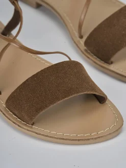 Sandalo tacco 1 cm marrone camoscio