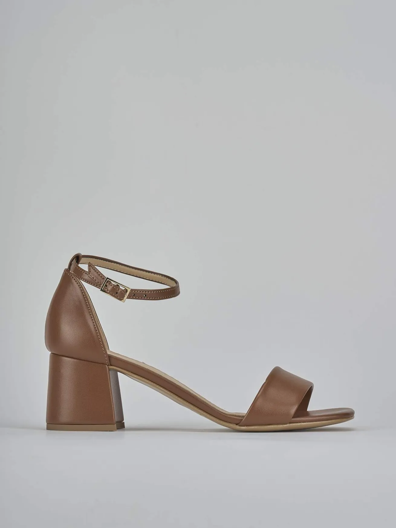 Sandalo tacco 6 cm marrone pelle