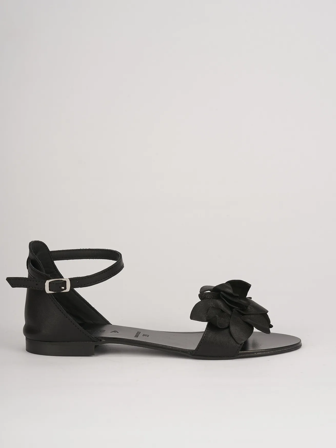 sandalo tacco 1 cm nero