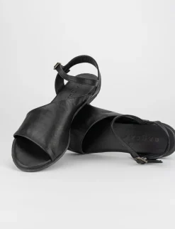 Sandalo tacco 1 cm nero