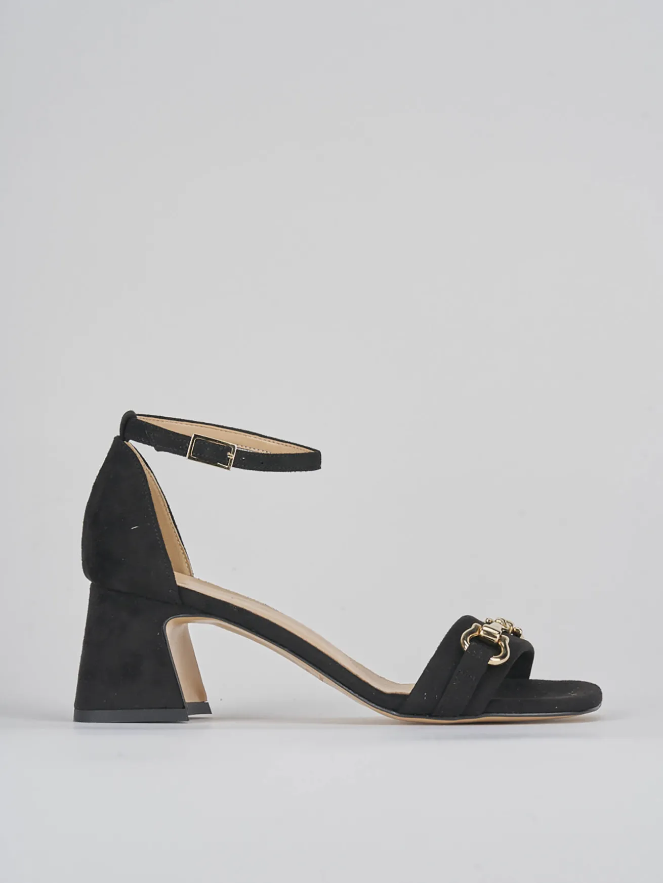 Sandalo tacco 6 cm nero camoscio