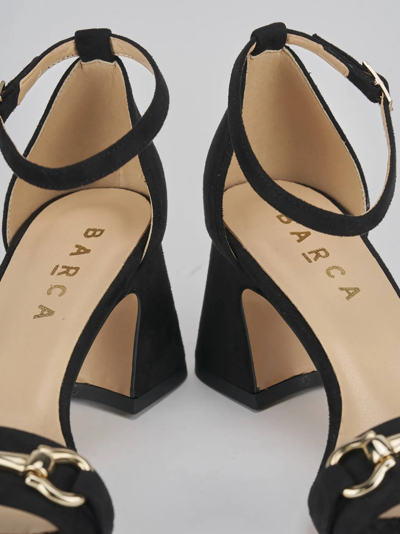 Sandalo tacco 6 cm nero camoscio