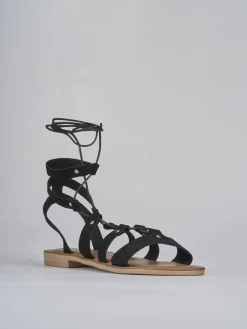 Sandalo tacco 1 cm nero camoscio