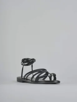 Sandalo tacco 1 cm nero pelle