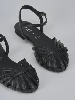 Sandalo tacco 1 cm nero pelle