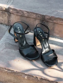 Sandalo tacco 7 cm nero pelle