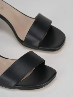Sandalo tacco 6 cm nero pelle
