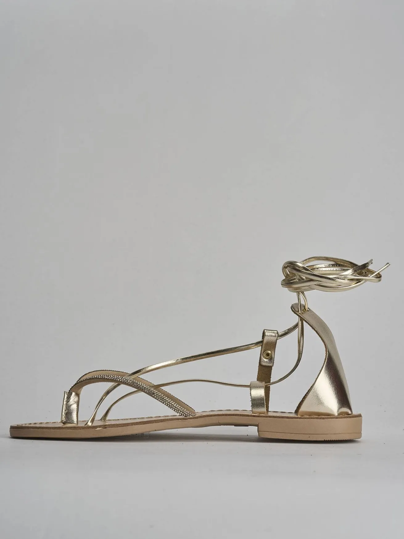 Sandalo tacco 1 cm oro pelle