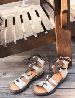 Sandalo tacco 1 cm oro pelle