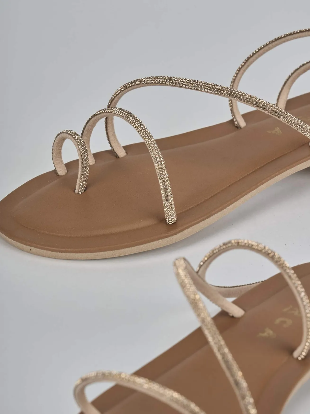 Sandalo tacco 1 cm rosa pelle