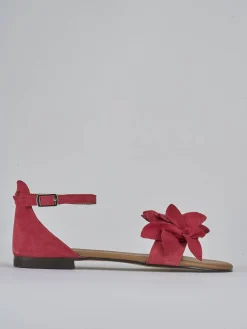 Sandalo tacco 1 cm rosso camoscio