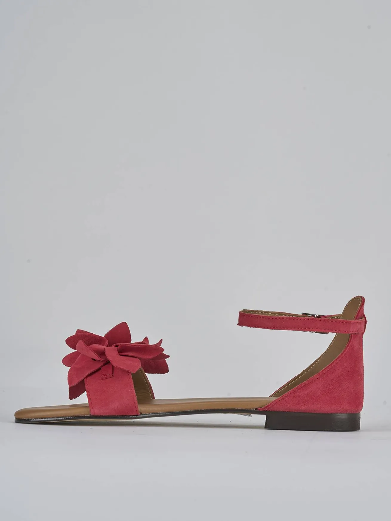 Sandalo tacco 1 cm rosso camoscio