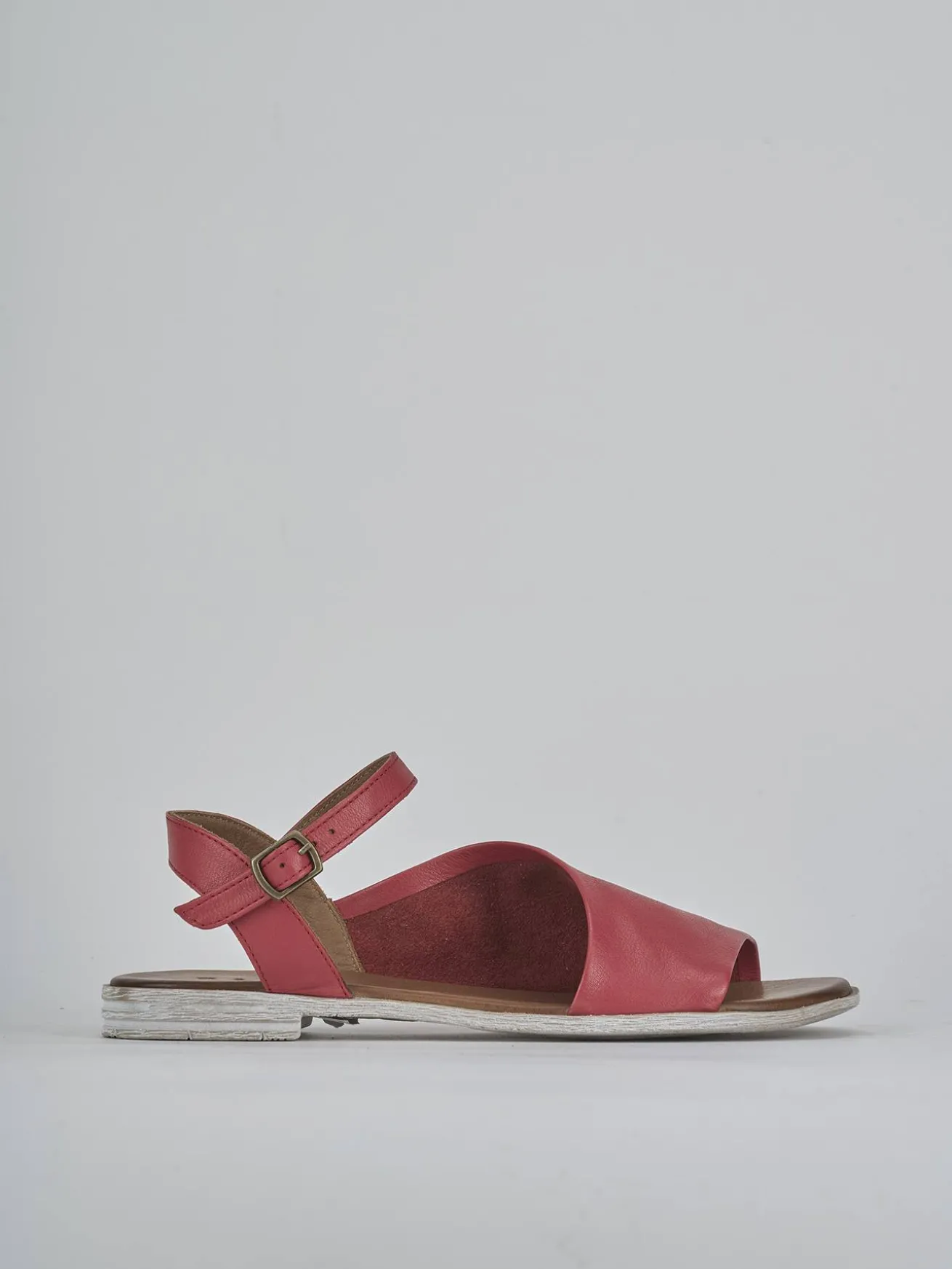 Sandalo tacco 1 cm rosso pelle