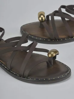 Sandalo tacco 1 cm testa pelle