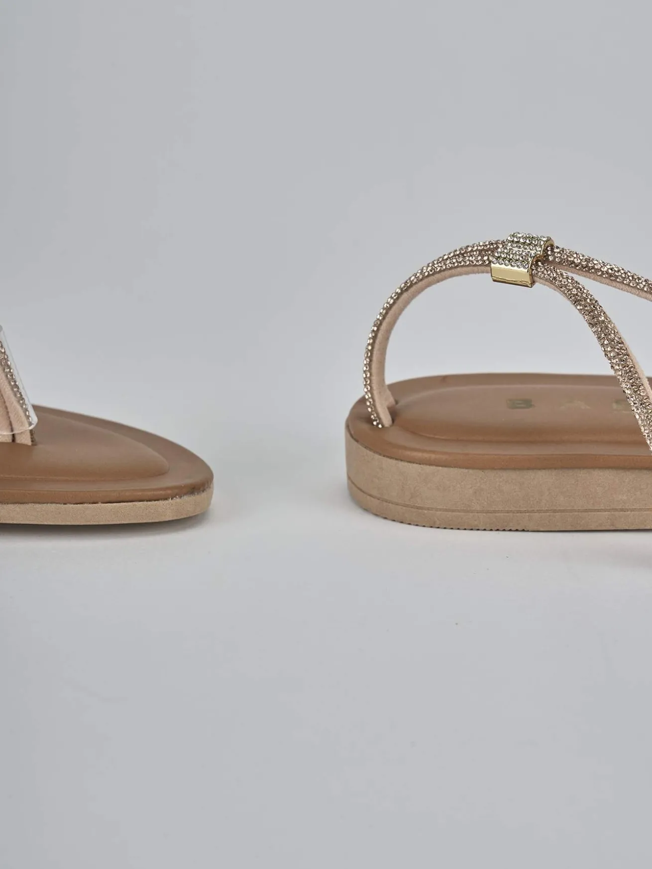 Sandalo tacco 1cm rosa pelle