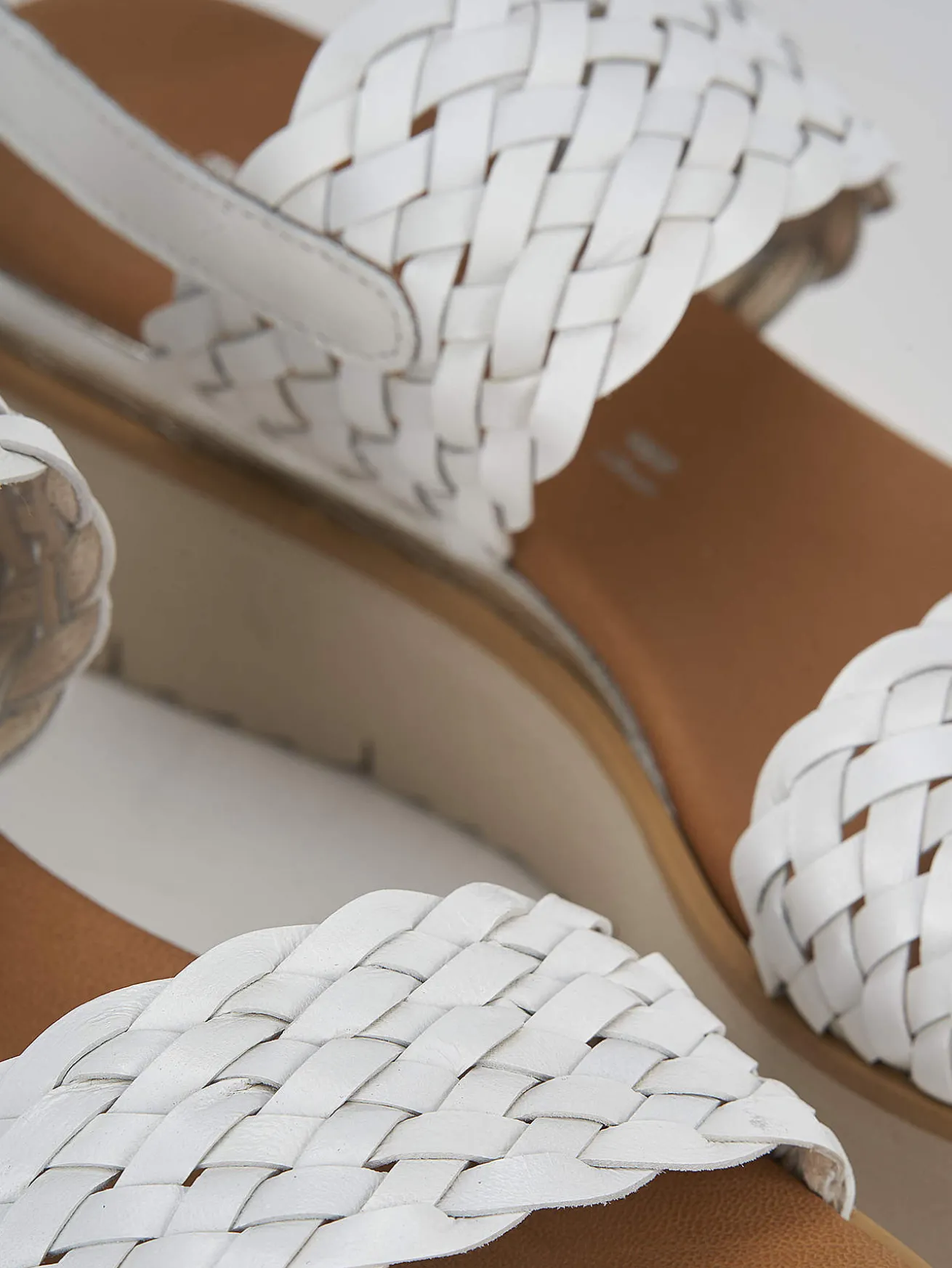 Sandalo zeppa 3 cm bianco pelle