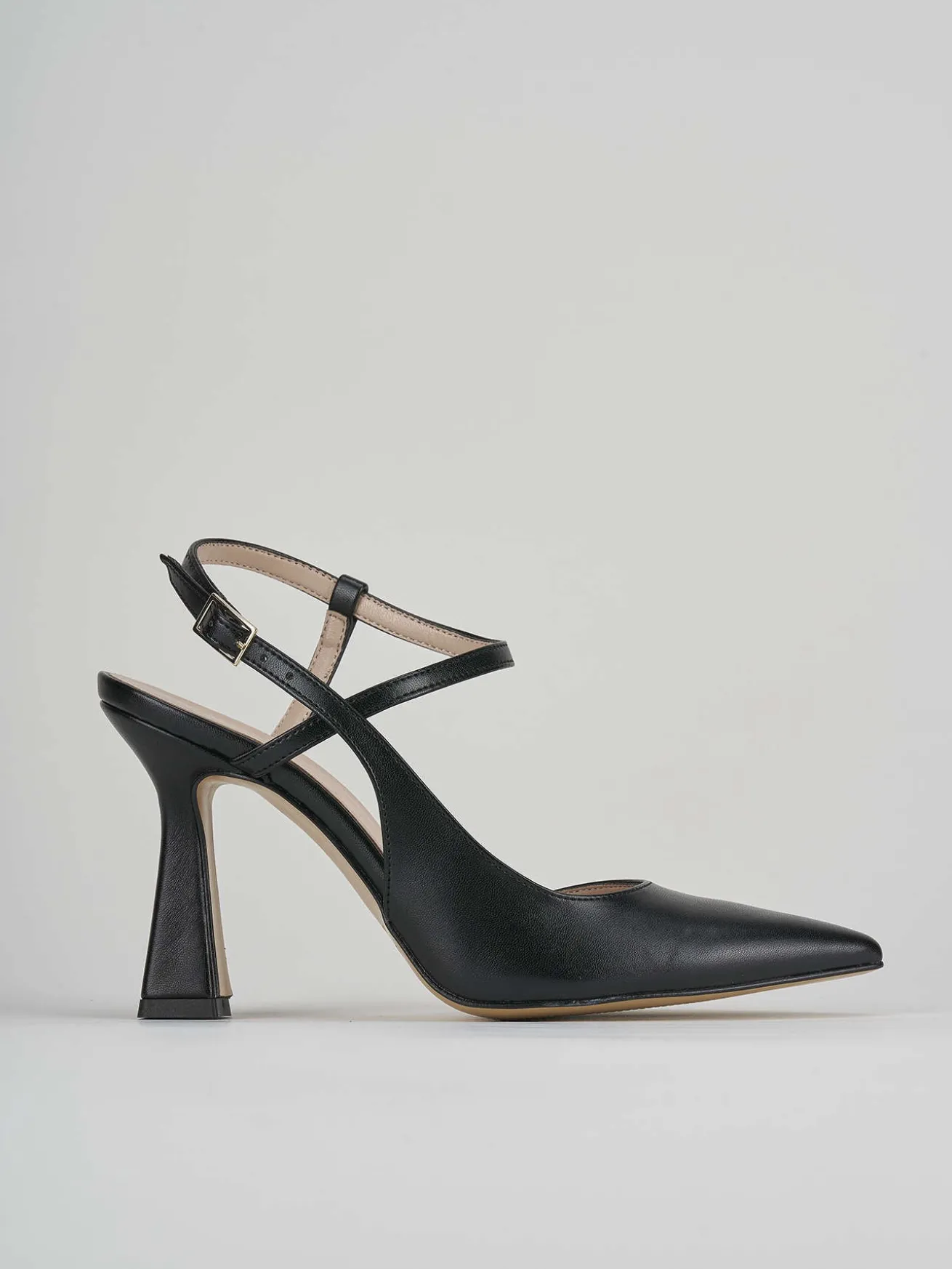 Slingback decolte' tacco 9 cm nero pelle