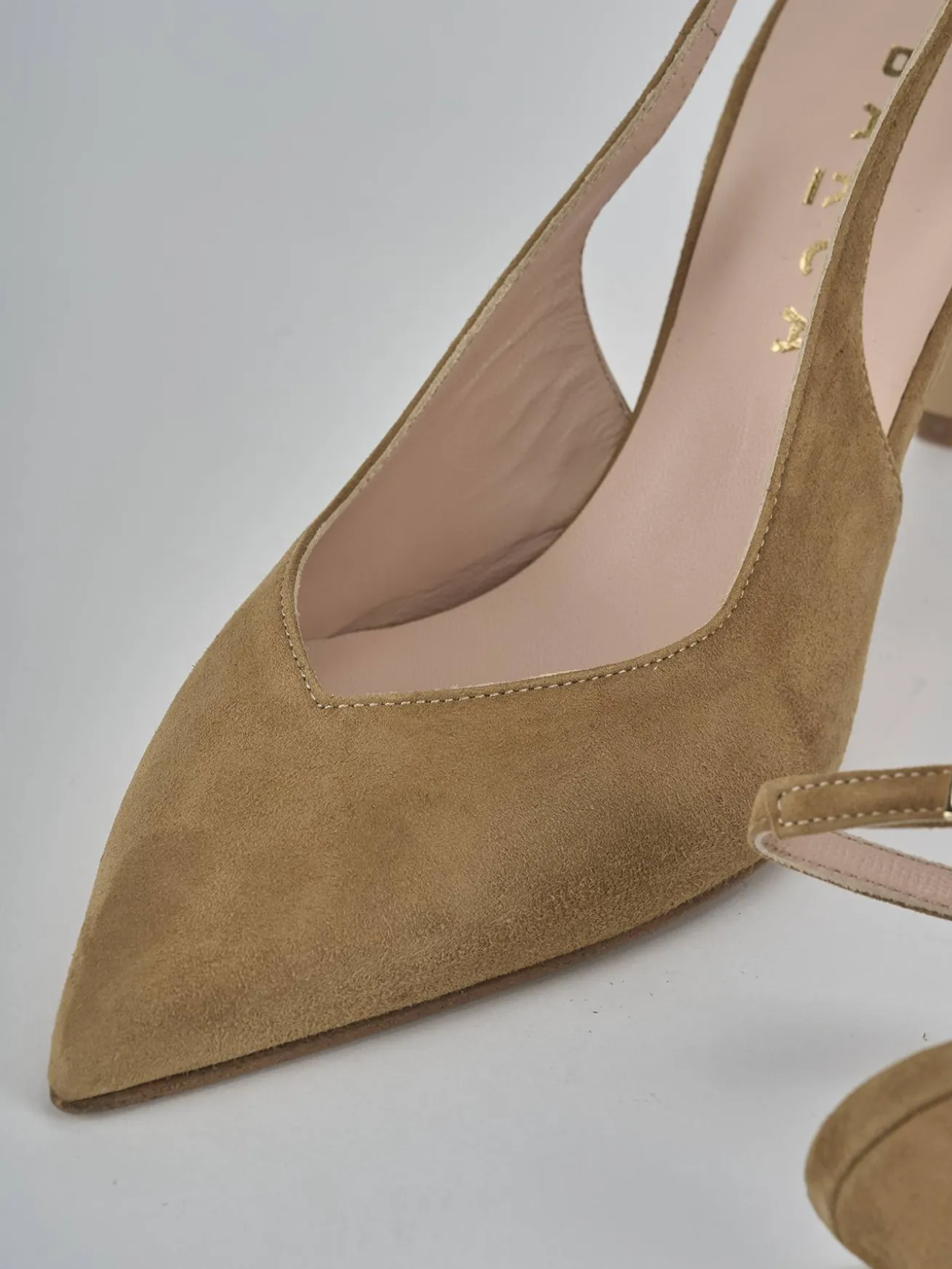 Slingback decolte tacco 7 cm marrone camoscio