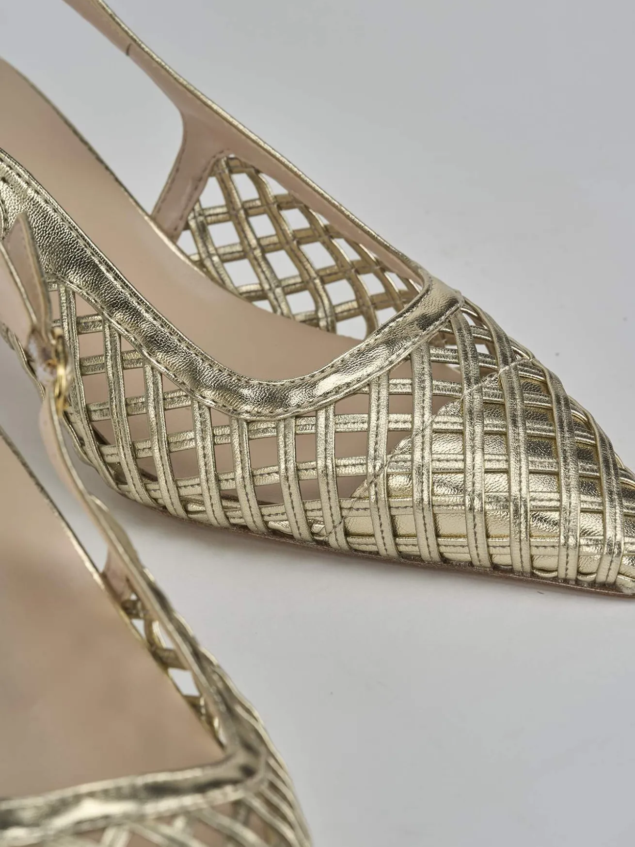 Slingback tacco 6cm laminato oro