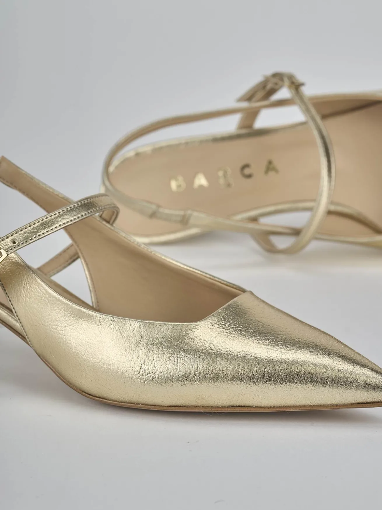 Slingback tacco 4cm laminato oro